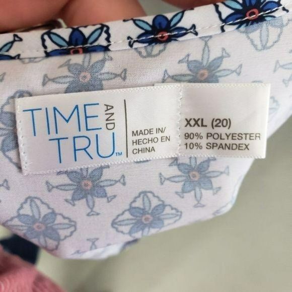 Time And Tru Women's‎ White Medallion Print Sleeve Blouse Tank Top Size XXL - Picture 2 of 10